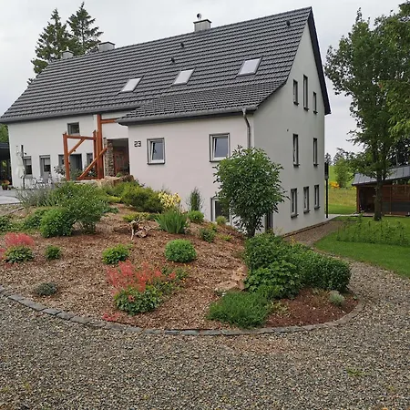 Auwer Hills - On Dr Schuer Semesterbostad Auw bei Prum