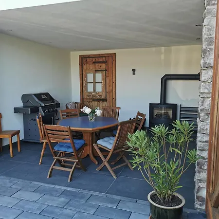 Ferienhaus Auwer Hills - On Dr Schür *