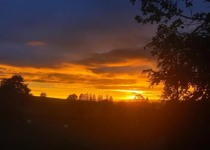 Auwer Hills - On Dr Schuer Semesterbostad *