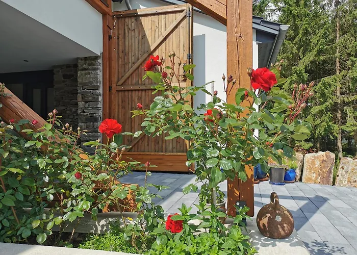 Auwer Hills - On Dr Schuer Auw bei Prum