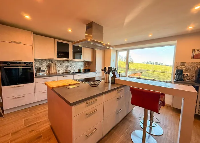 Auwer Hills - On Dr Schuer Auw bei Prum